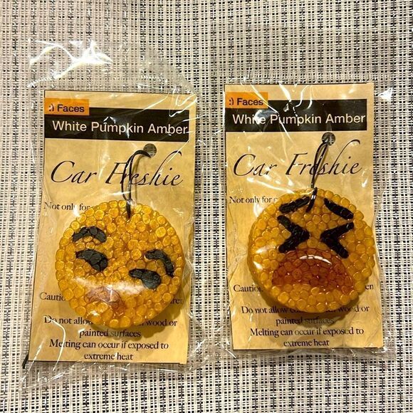 Emoji Car Freshies Pack of 2 in White Pumpkin Amber Scent - Picture 1 of 3